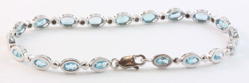 Buy Long Service Life Elegant Blue Topaz Bracelet, Lucky Pretty Thin Blue  Line Bracelet, for Women Kids | at Amazon.in