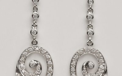 115586 : Diamond Drop Earrings