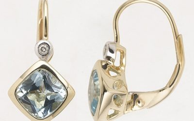 115763 : Blue Topaz & Diamond Drop Earrings