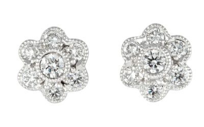 119009 : Diamond Cluster Studs