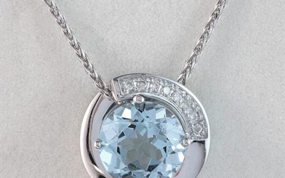 117743_117735 : Topaz & Diamond Pendant