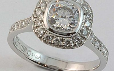 118327 : Cushion-shaped Grain Set Diamond Engagement Ring