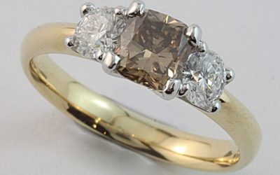 118342 : Australian Argyle Champagne Diamond Engagement Ring