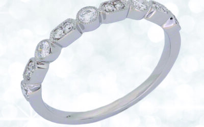120518 : 9 Carat White Gold Diamond Ring