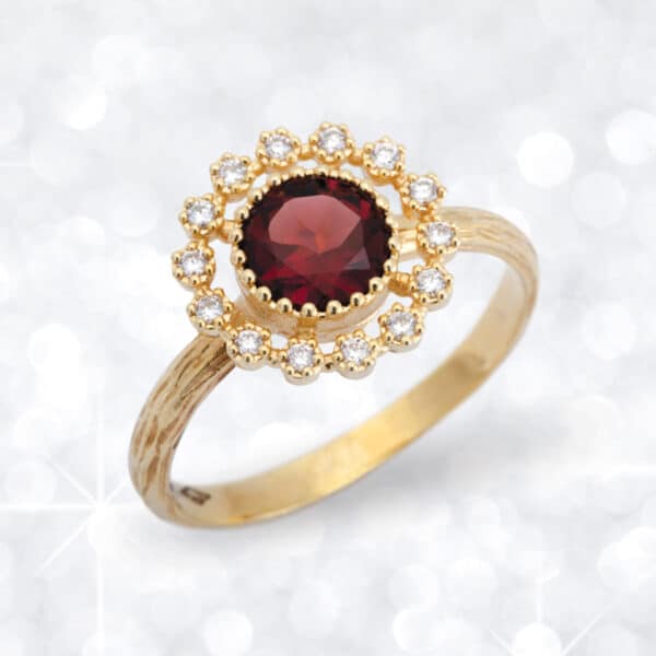 garnet, gold ring, garnet ring, red, cluster ring, Abrecht Bird Jewellers