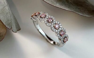 120793 : 18 Carat White & Rose Gold Argyle Pink & White Diamond Ring