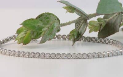 b121014 : 18 Carat White Gold Diamond Tennis Bracelet