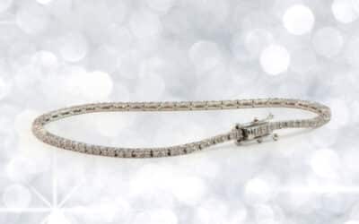 b121127 : 18 Carat White Gold Diamond Tennis Bracelet